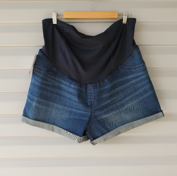 Isabel Maternity denim shorts - Picture 10 of 10